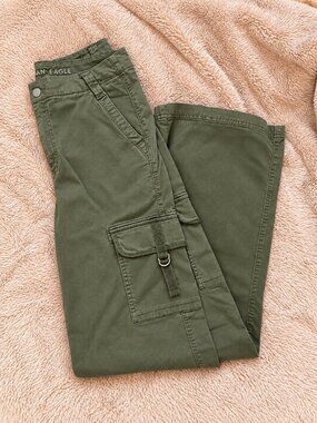 American Eagle Green Baggy Cargo Pants
